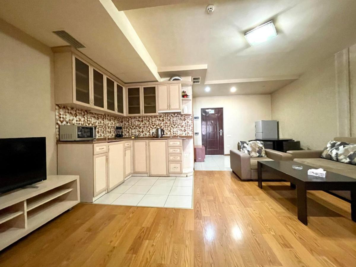 Apartments Emili เยเรวาน ภายนอก รูปภาพ