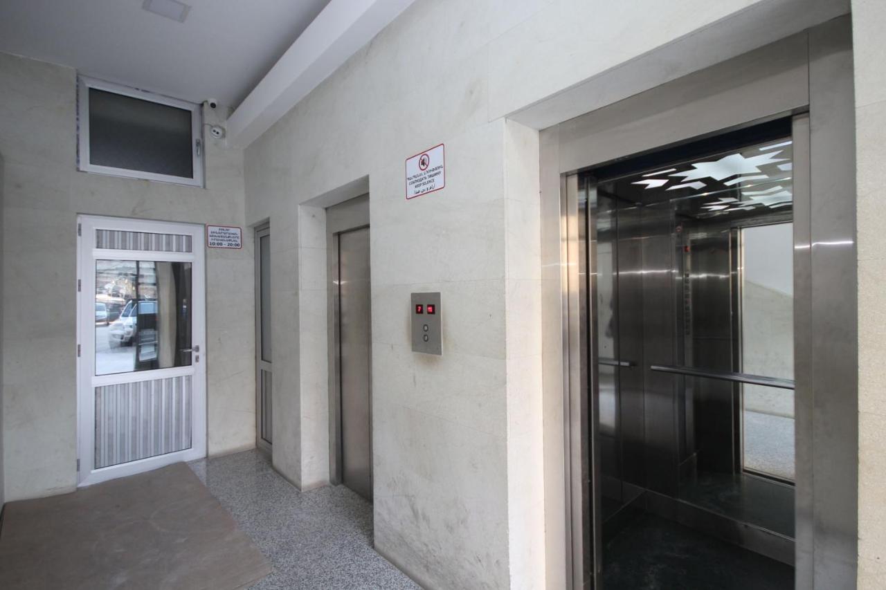 Apartments Emili เยเรวาน ภายนอก รูปภาพ
